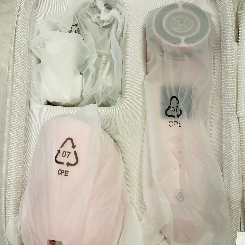 Evenskyn Lumo Pink Anti-Aging Device - Picture 4 of 4